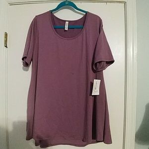 Lularoe 2x perfect tshirt
